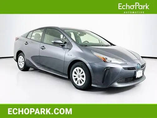 2021 Toyota Prius L Eco FWD photo