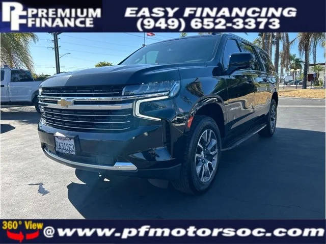 2022 Chevrolet Suburban LT RWD photo