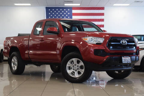 2016 Toyota Tacoma SR 4WD photo