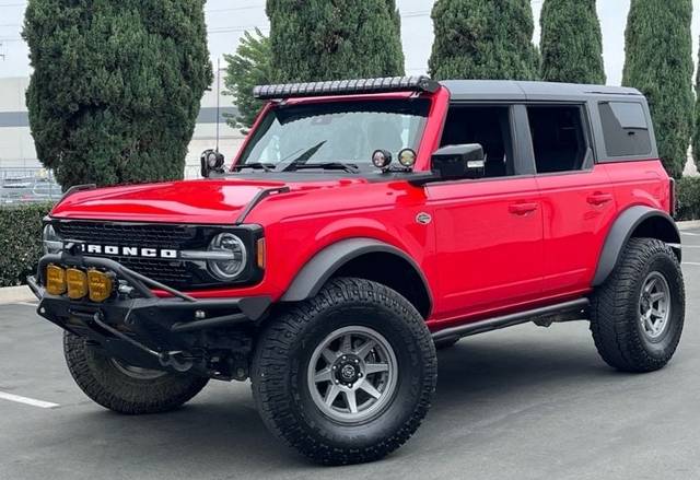 2021 Ford Bronco 4 Door Base 4WD photo