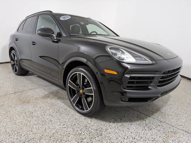 2023 Porsche Cayenne AWD photo