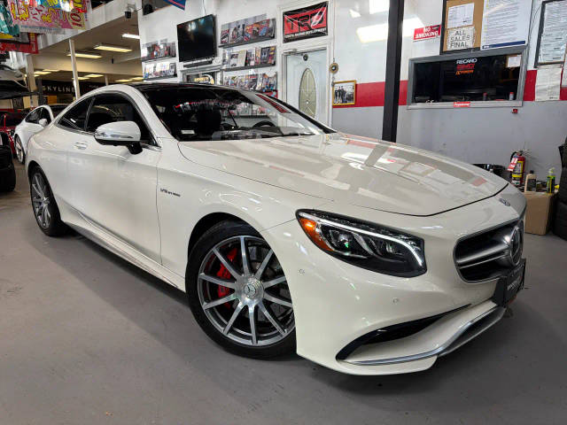 2016 Mercedes-Benz S-Class AMG S 63 AWD photo