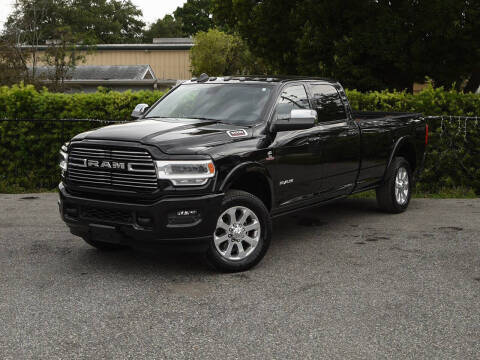 2022 Ram 3500 Laramie 4WD photo