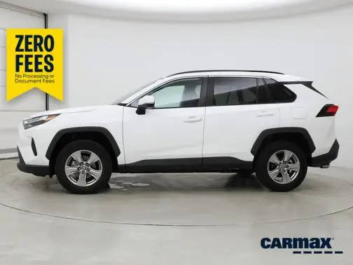 2023 Toyota RAV4 XLE AWD photo