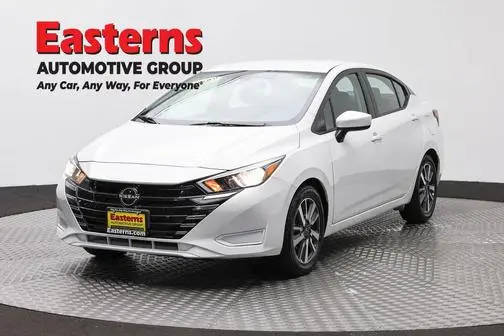 2023 Nissan Versa SV FWD photo