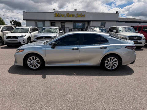 2023 Toyota Camry LE FWD photo