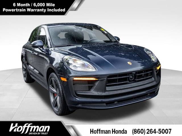 2022 Porsche Macan GTS AWD photo