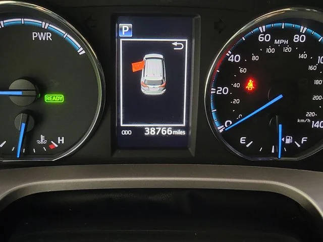 2018 Toyota RAV4 Hybrid LE Plus AWD photo