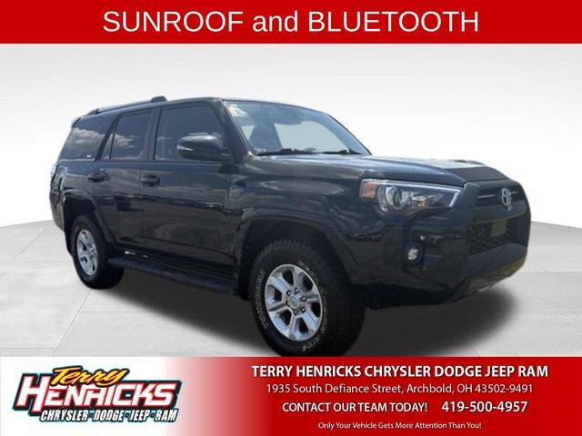 2023 Toyota 4Runner SR5 Premium 4WD photo