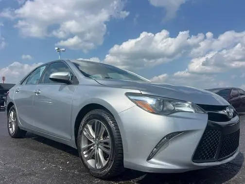 2015 Toyota Camry LE FWD photo
