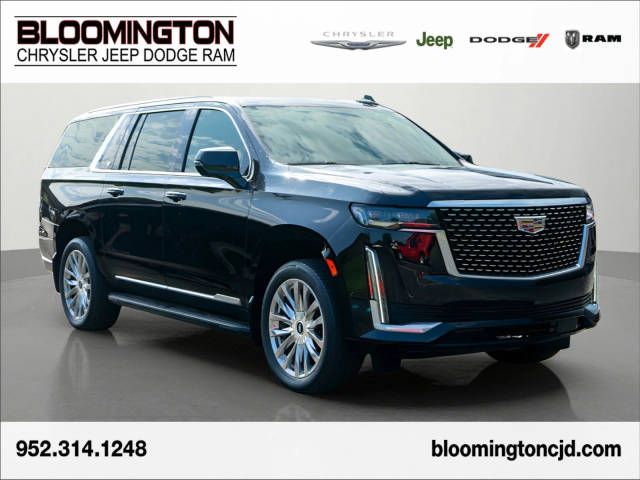 2022 Cadillac Escalade ESV Luxury 4WD photo