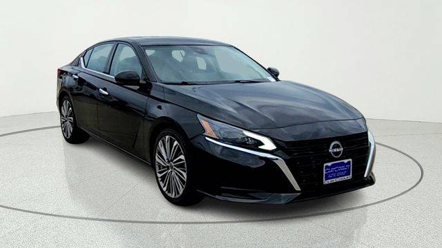 2023 Nissan Altima 2.5 SL FWD photo
