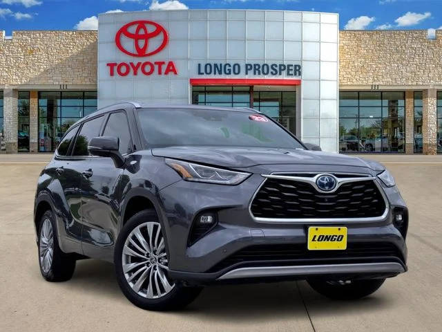 2023 Toyota Highlander Hybrid Platinum FWD photo