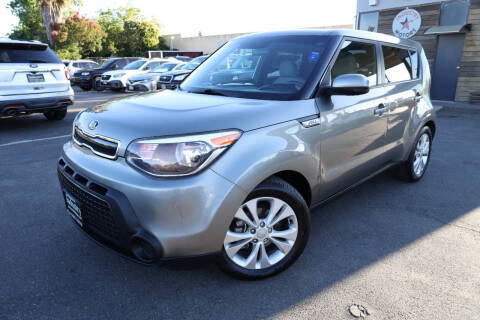 2015 Kia Soul + FWD photo