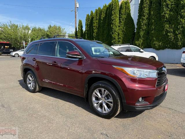 2015 Toyota Highlander XLE AWD photo