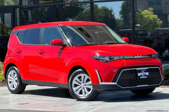 2023 Kia Soul LX FWD photo