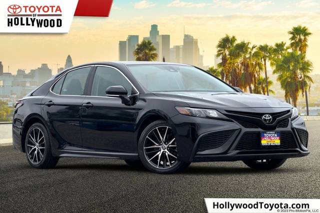 2023 Toyota Camry SE FWD photo