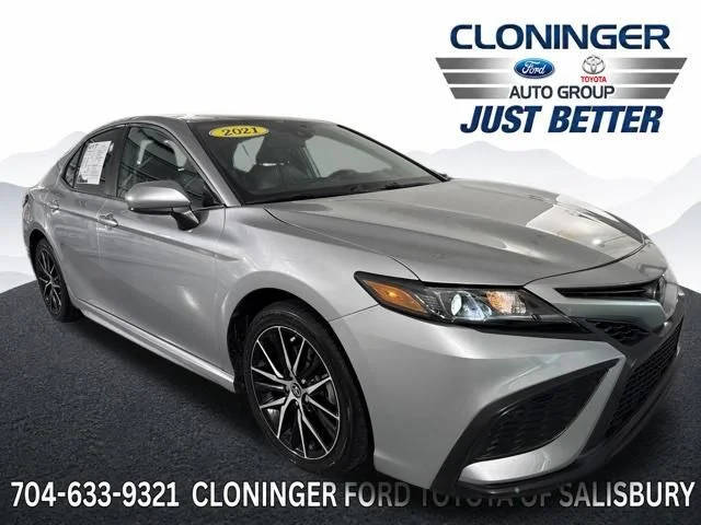 2021 Toyota Camry SE FWD photo