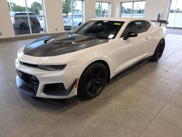 2020 Chevrolet Camaro ZL1 RWD photo