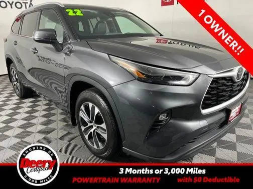 2022 Toyota Highlander XLE AWD photo