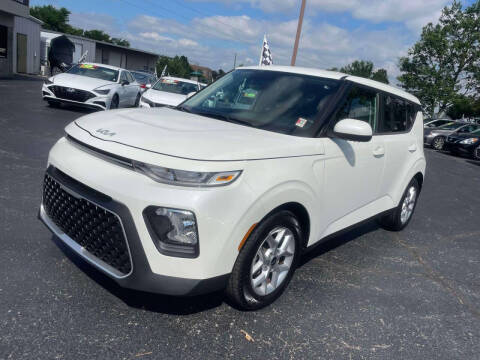 2022 Kia Soul LX FWD photo