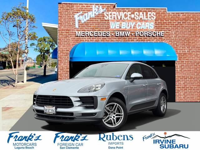 2019 Porsche Macan  AWD photo