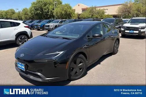 2023 Toyota Prius LE FWD photo