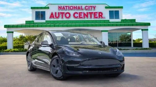 2022 Tesla Model 3 Long Range AWD photo