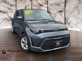 2023 Kia Soul LX FWD photo