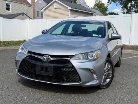 2016 Toyota Camry SE FWD photo