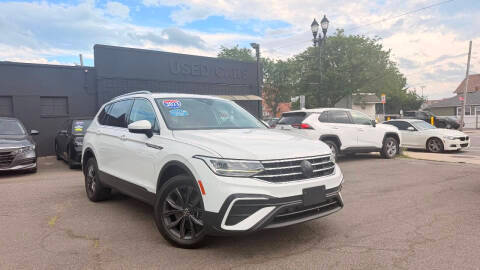 2022 Volkswagen Tiguan SE AWD photo