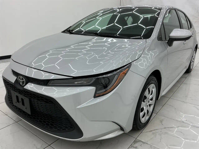 2021 Toyota Corolla LE FWD photo