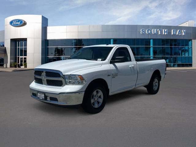 2019 Ram 1500 SLT 4WD photo