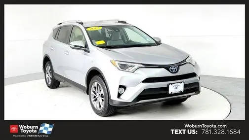 2017 Toyota RAV4 XLE AWD photo