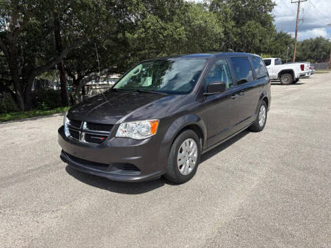 2019 Dodge Grand Caravan SE FWD photo