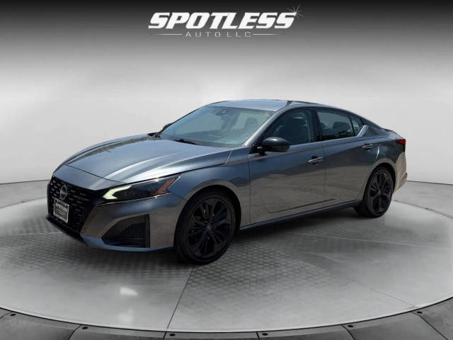 2023 Nissan Altima 2.5 SR FWD photo