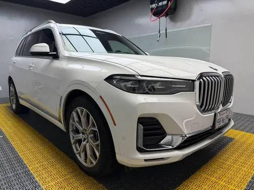 2022 BMW X7 xDrive40i AWD photo