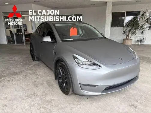2022 Tesla Model Y Long Range AWD photo