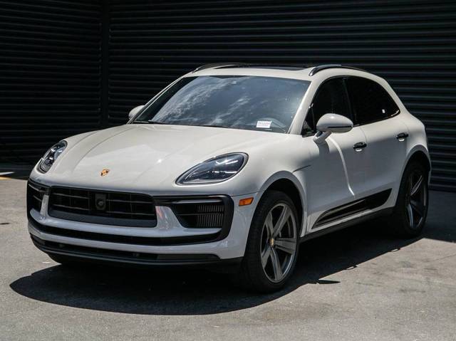 2023 Porsche Macan S AWD photo