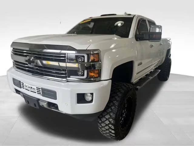 2015 Chevrolet Silverado 2500HD High Country 4WD photo