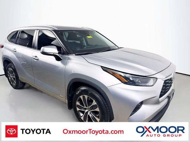 2023 Toyota Highlander Hybrid XLE AWD photo