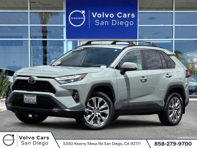 2023 Toyota RAV4 XLE Premium FWD photo