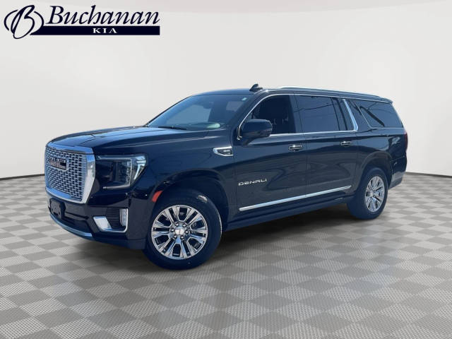 2023 GMC Yukon XL Denali 4WD photo