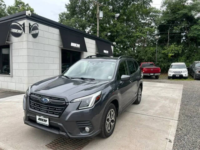 2022 Subaru Forester Premium AWD photo