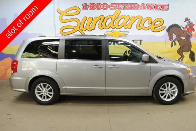 2019 Dodge Grand Caravan SXT FWD photo