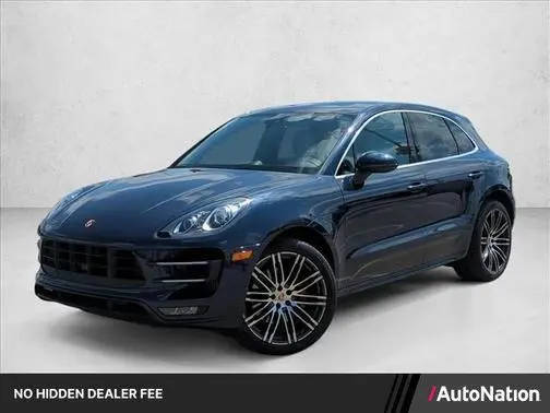 2016 Porsche Macan Turbo AWD photo