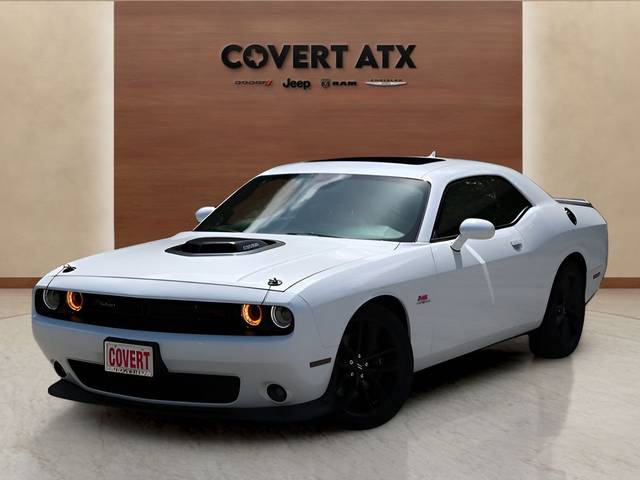 2021 Dodge Challenger R/T RWD photo