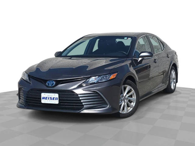 2023 Toyota Camry Hybrid LE FWD photo