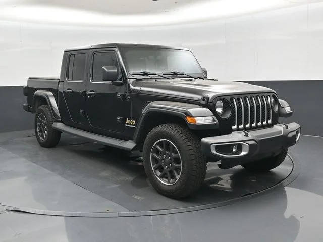 2022 Jeep Gladiator Overland 4WD photo