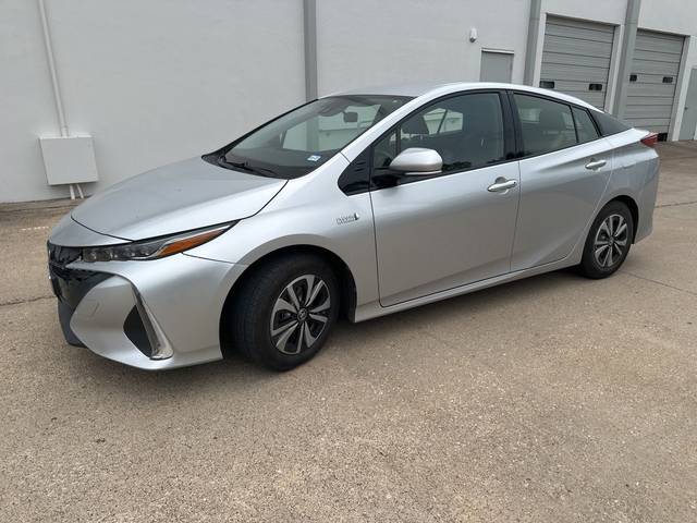 2017 Toyota Prius Prime Premium FWD photo